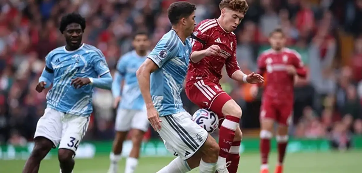 Liverpool, yeni Premier Lig sezonuna kayıplarla başladı