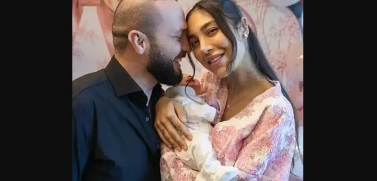 Berkay ile Eşi Özlem Ada Şahin'den Üçüncü Bebekleri 'Mihre' ile İlk Paylaşım