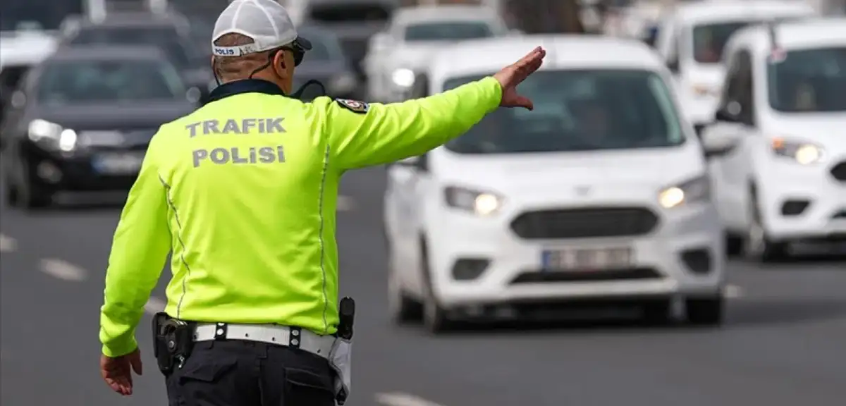 Zafer Bayramı Nedeniyle İstanbul'da Bazı Yollar Kapatıldı