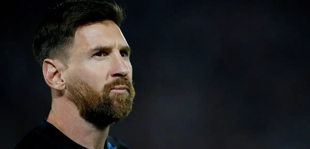 Messi Arjantin milli takımından emekli olduğunu açıkladı