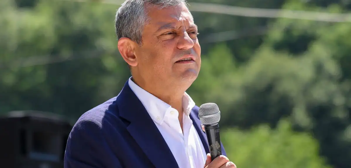 Özgür Özel, YENİ Parti'nin İlk PM Toplantısında Konuştu: "İlk Seçimde İktidar Olmazsam Kurultaya Giderim"