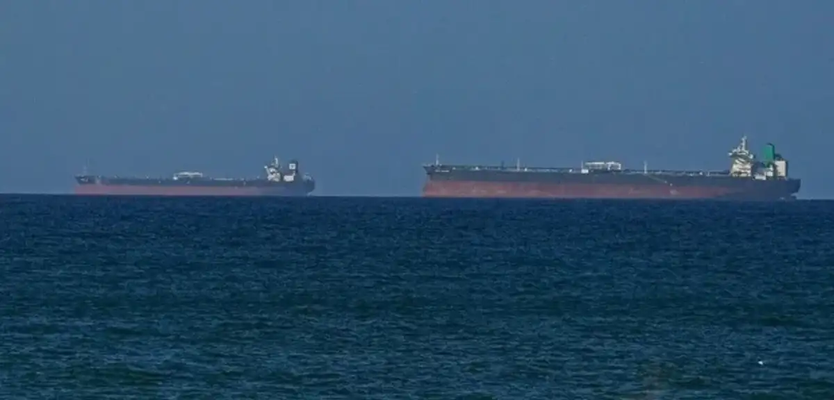 Hürmüz Boğazı’ndan çıkan tankere Umman açıklarında saldırı