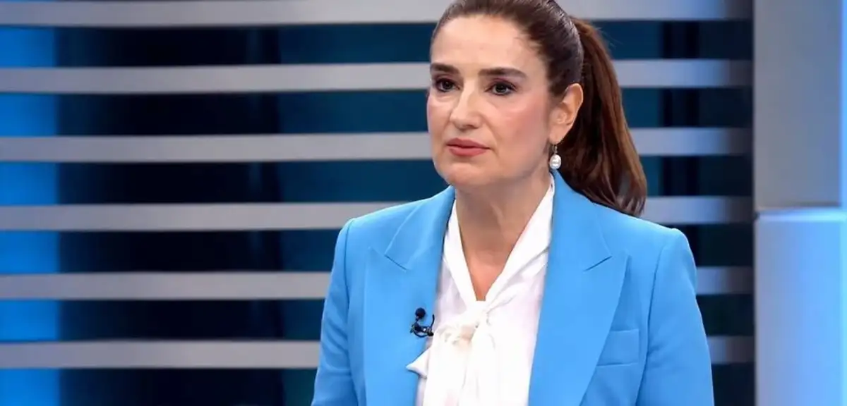 Ece Güner Siyaseti Bıraktığını Açıkladı