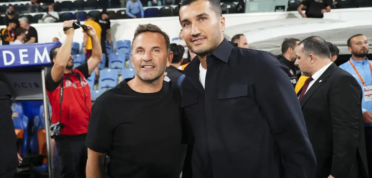 Başakşehir-Galatasaray maçının sonunda Nuri Şahin kırmızı kart gördü