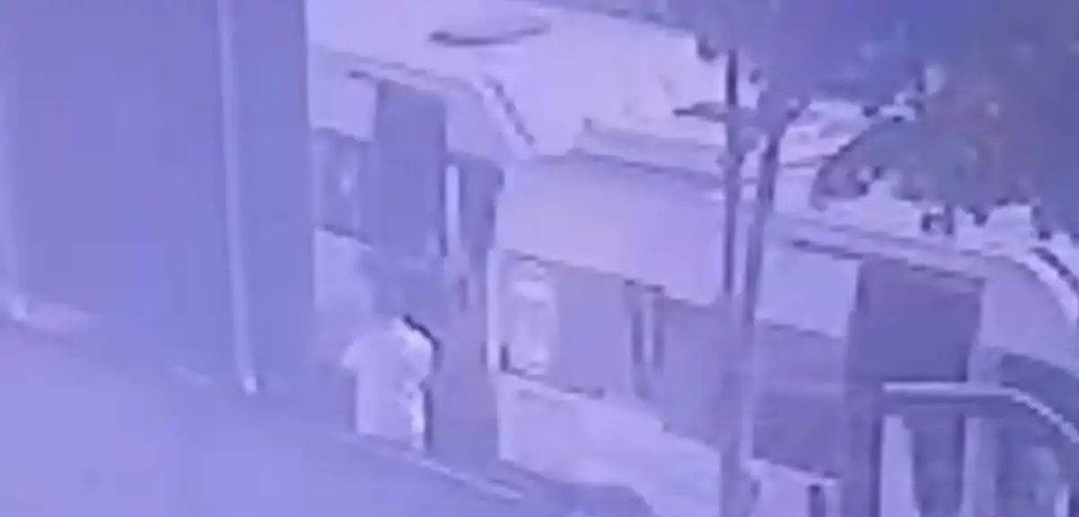 Servis şoförünü 4 kurşunla öldürerek kaçtı, polis yakaladı