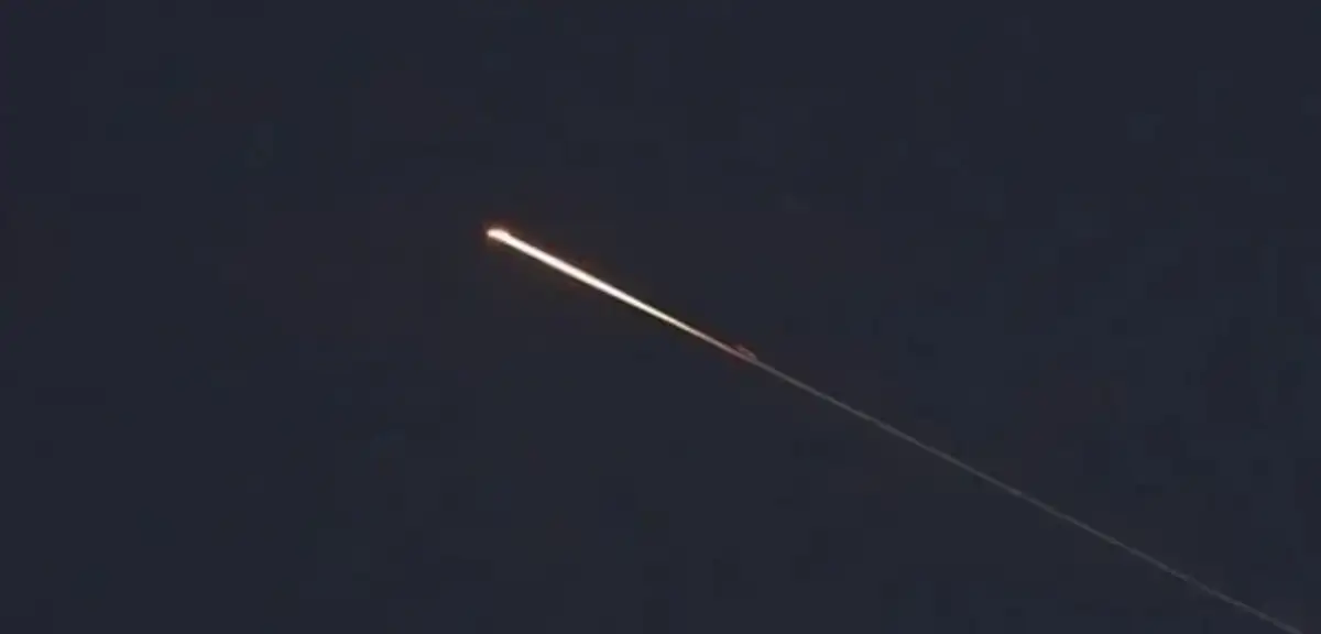 Yemen ordusu Husilerin Taiz ve Hudeyde'deki mevzilerini bombaladı