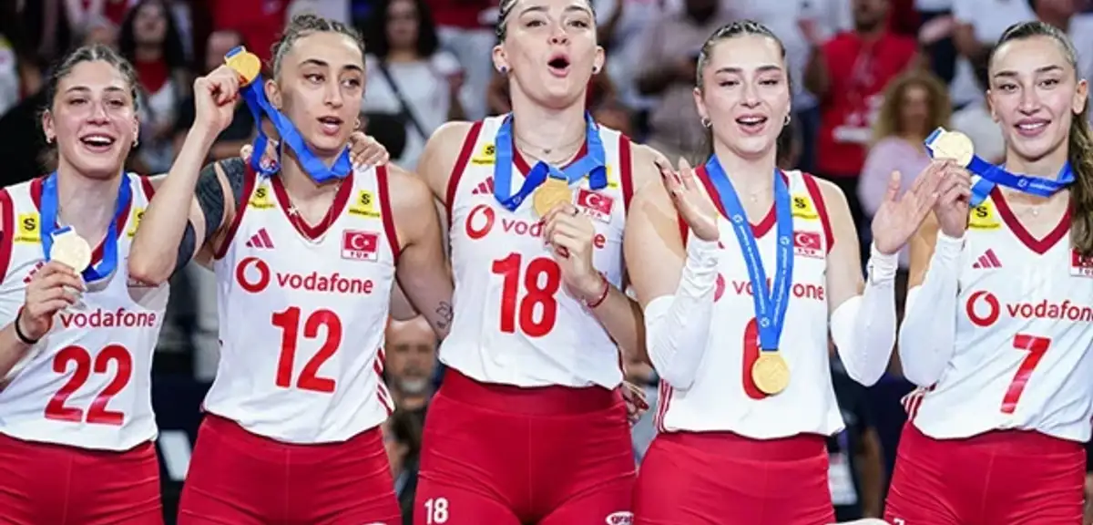 Türkiye Kadın Voleybol Takımı Üst Üste Şampiyon Oldu