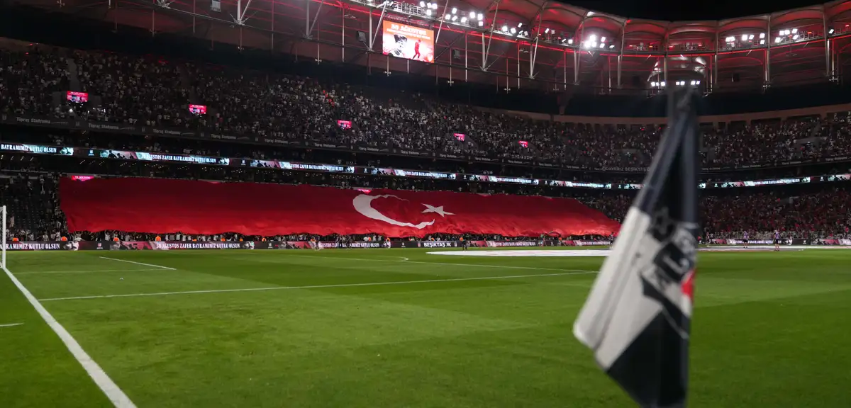 Beşiktaş'ta olağanüstü seçimli genel kurul kararı alındı