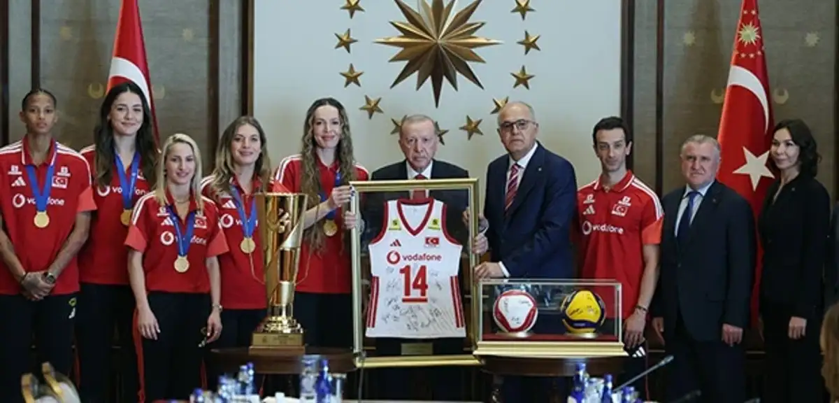 Sultanlara 5'er milyon TL