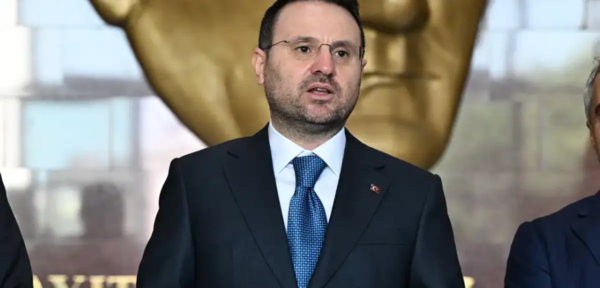 Bakan Gürlek’ten Borsa Açıklaması: "Manipülatif İşlemler Karşılıksız Kalmayacak"