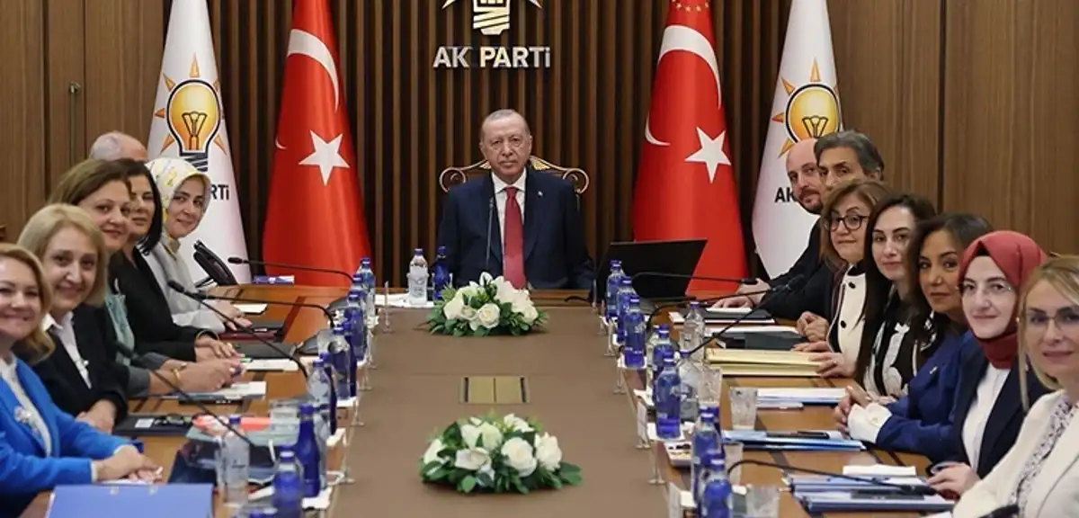 Cumhurbaşkanı Erdoğan Kadın Belediye Başkanlarını Kabul Etti