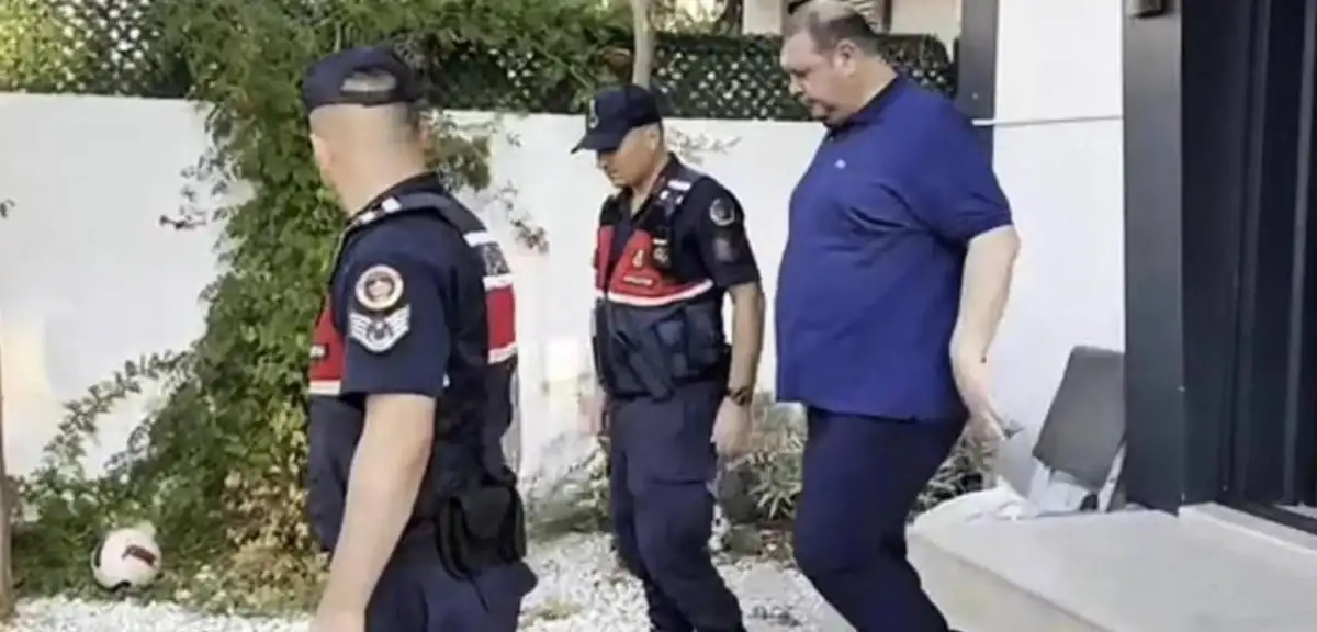 Menderes Belediyesi Rüşvet Soruşturmasında Avukat Gözaltına Alındı