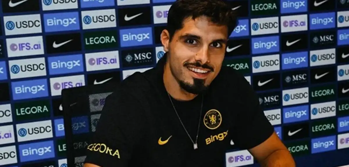 Chelsea, Pedro Neto'nun sözleşmesini 2032'ye kadar yeniledi