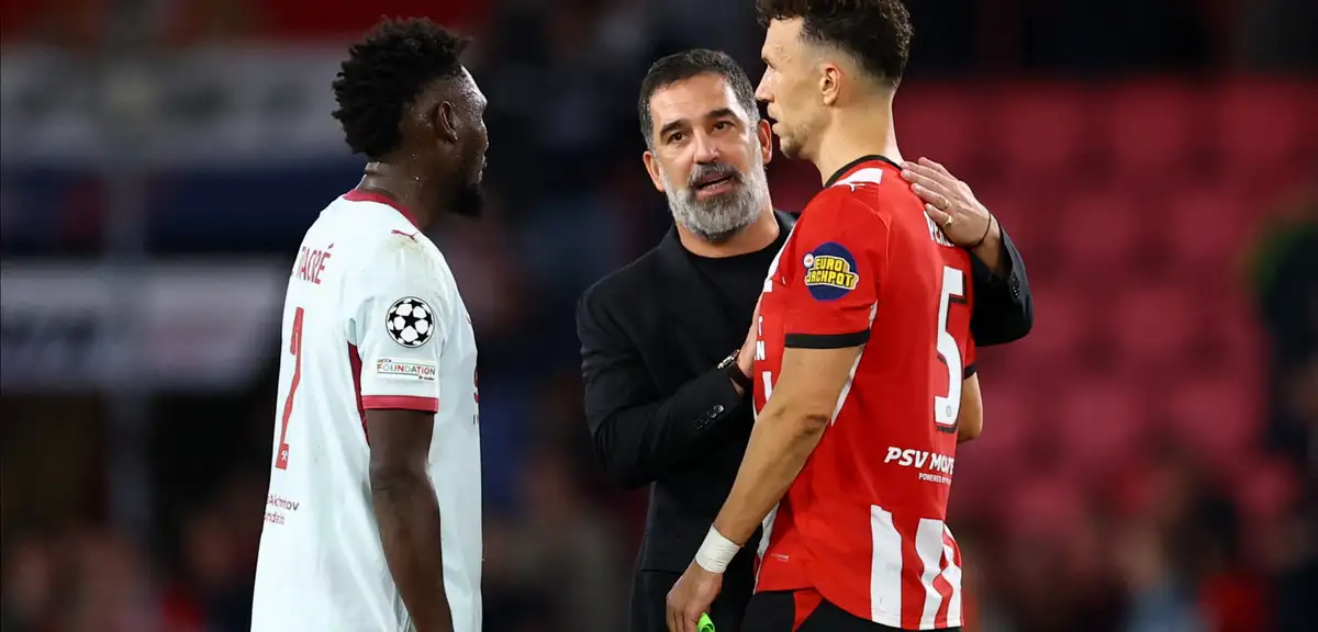 Halil Umut Meler yönetti, Arda Turan'ın Shakhtar'ı PSV ile berabere kaldı