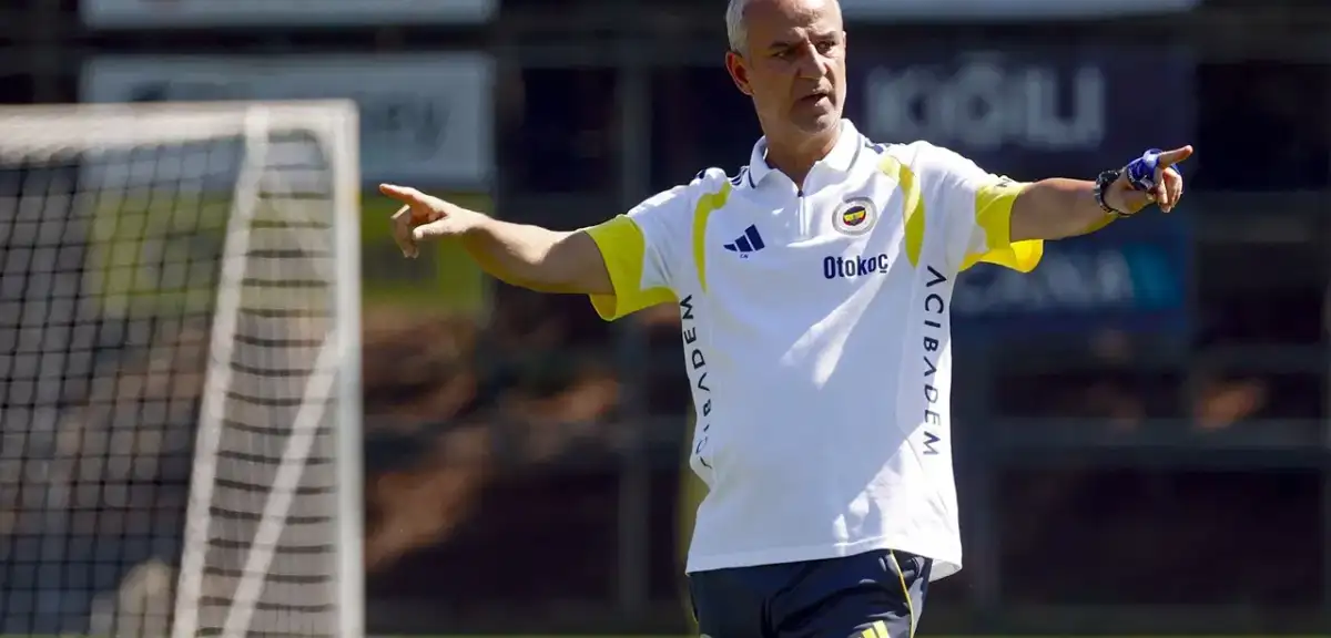 Fenerbahçe, İsmail Kartal'ın Göreve Devam Ettiğini Duyurdu