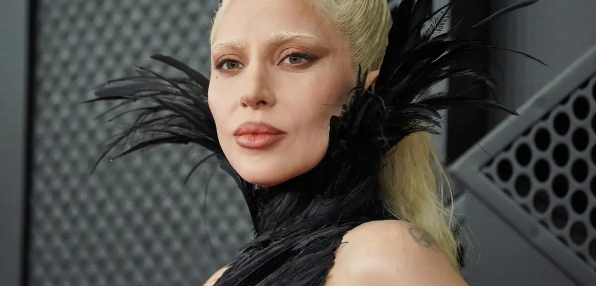 Lady Gaga İlk Kez Bebeğiyle Birlikte Görüntülendi