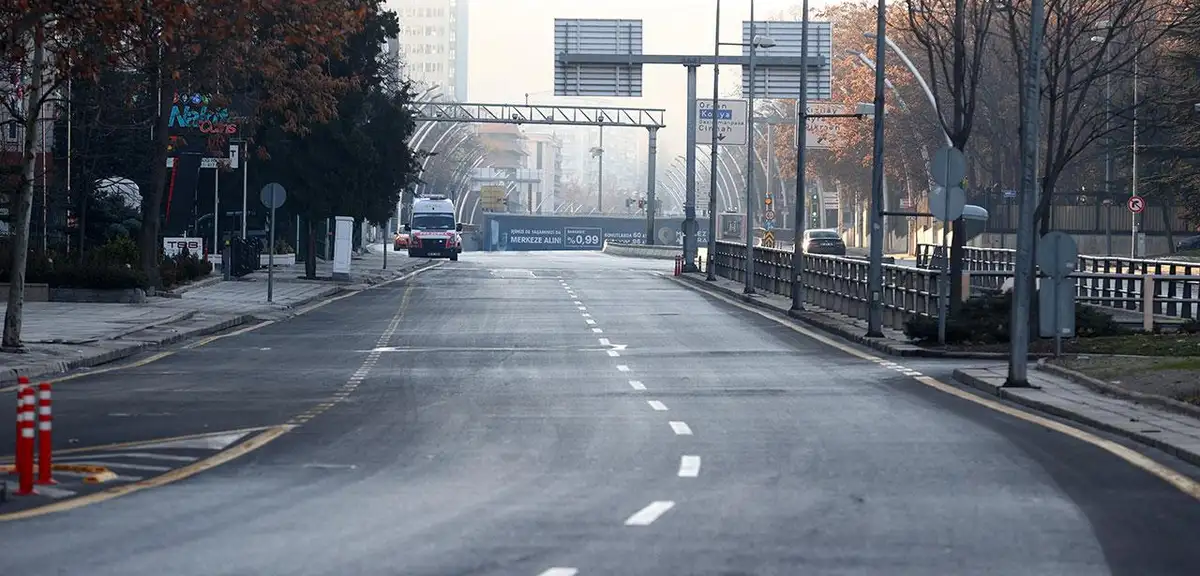 Ankara'da Eğitim Töreni Nedeniyle Bazı Yollar Trafiğe Kapatılacak