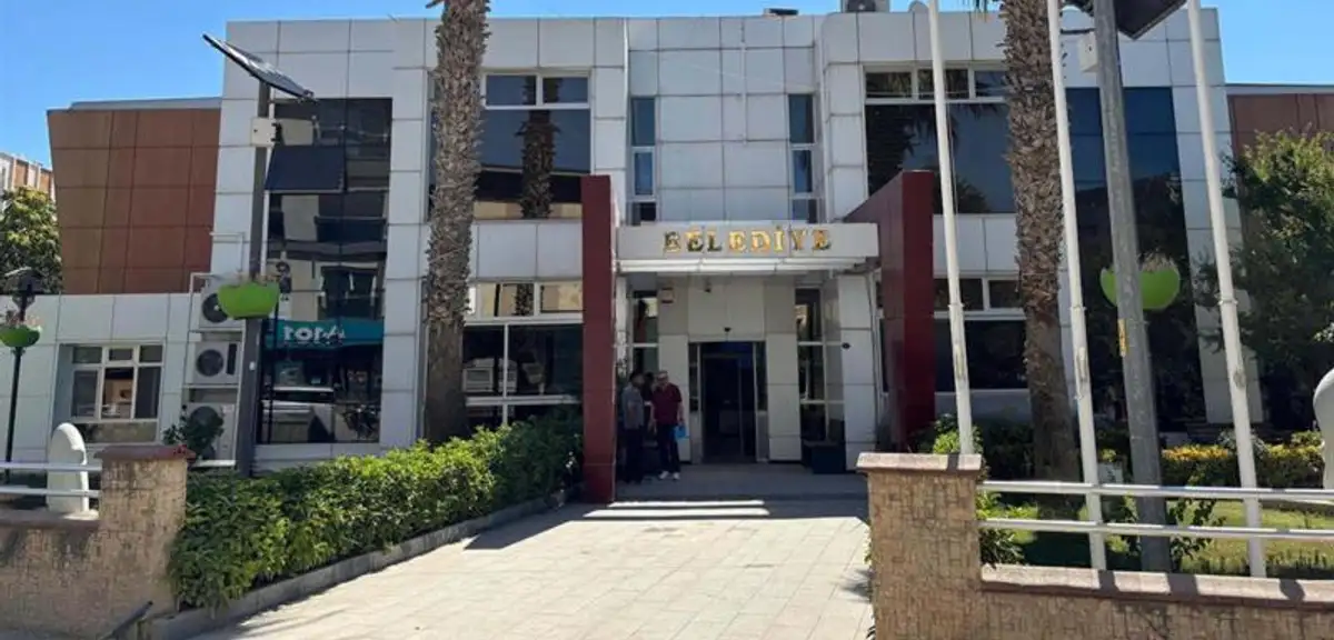 Seferihisar Belediyesi'ne Yönelik Rüşvet Soruşturmasında 29 Tutuklama