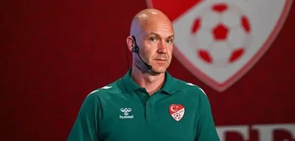 Kulüpler, hakemlerin hatasını ve doğrusunu Taylor'dan öğrenecek!