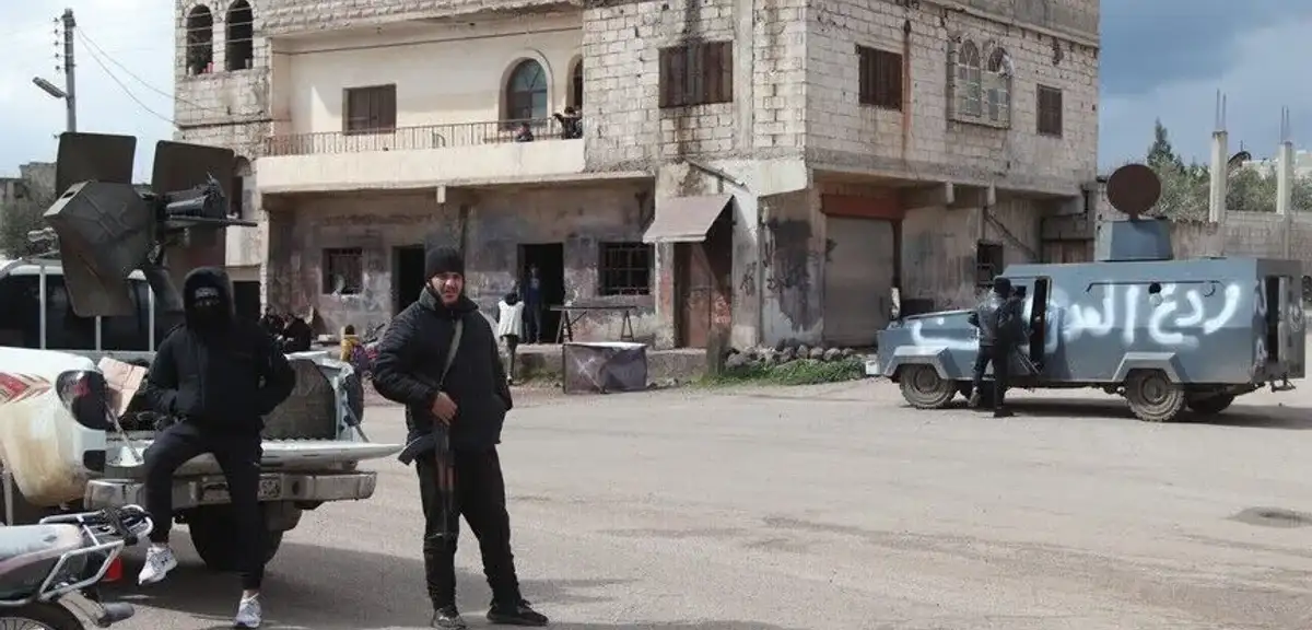 Suriye'de Askeri Tesiste Patlama! 11 Asker Hayatını Kaybetti