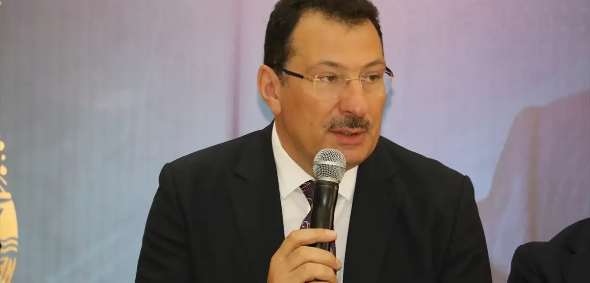 AK Parti'li Yavuz: "TBMM Kararıyla Erdoğan Yeniden Aday Olabilir"