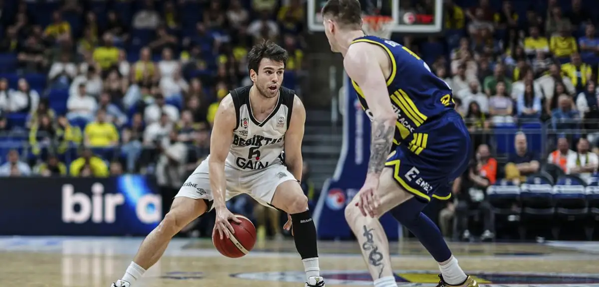 Fenerbahçe ile Beşiktaş, Cumhurbaşkanlığı Kupası'nda Karşılaşacak