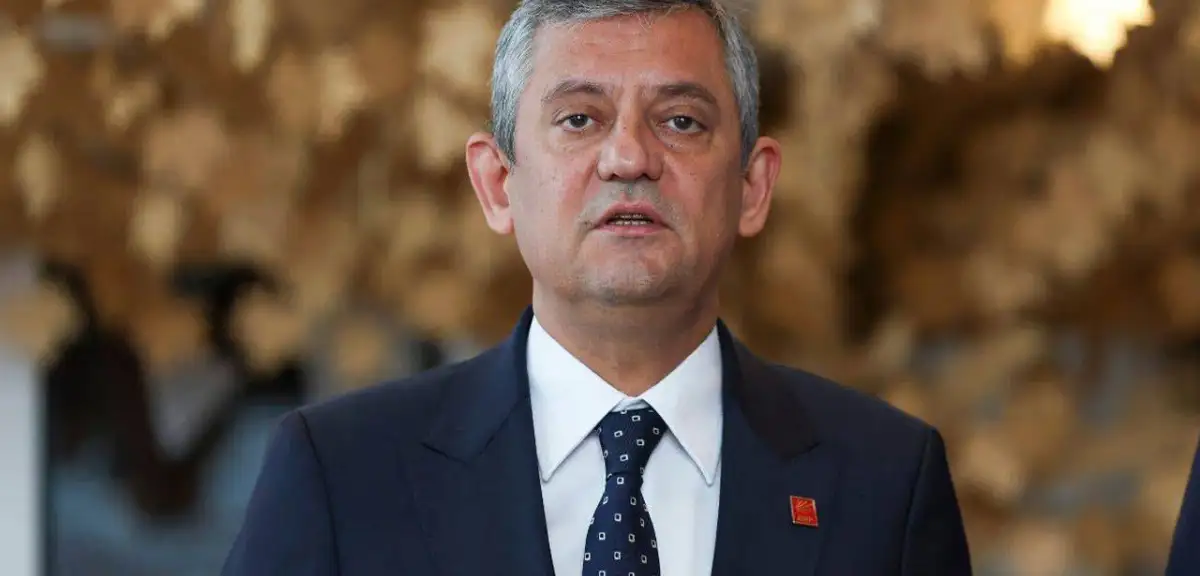 Özgür Özel, Manisa'daki Okul Saldırısı için Heyet Görevlendirdi