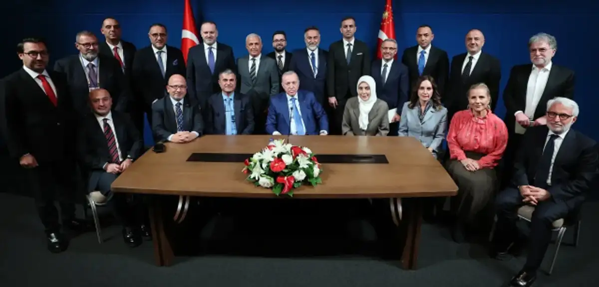 Cumhurbaşkanı Erdoğan Türkevi’nde Gazetecilere Açıklama Yaptı: "Yarım Asırlık Meseleyi Kapatmakta Kararlıyız"