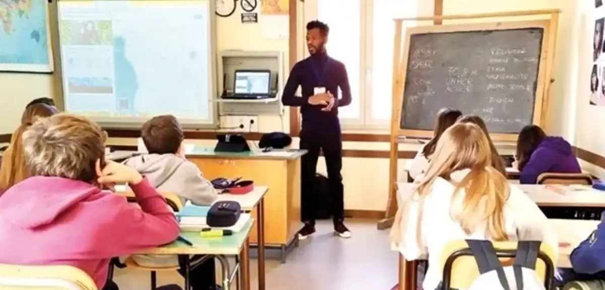 İtalya’da Meloni hükümeti yabancı öğrencilere kısıtlama getirdi