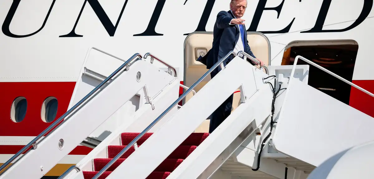Trump muhabirleri Air Force One yolculuğundan çıkardı