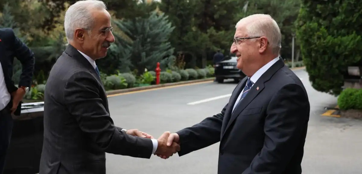 Milli Savunma Bakanı Güler, Ulaştırma Bakanı Uraloğlu ile Görüştü