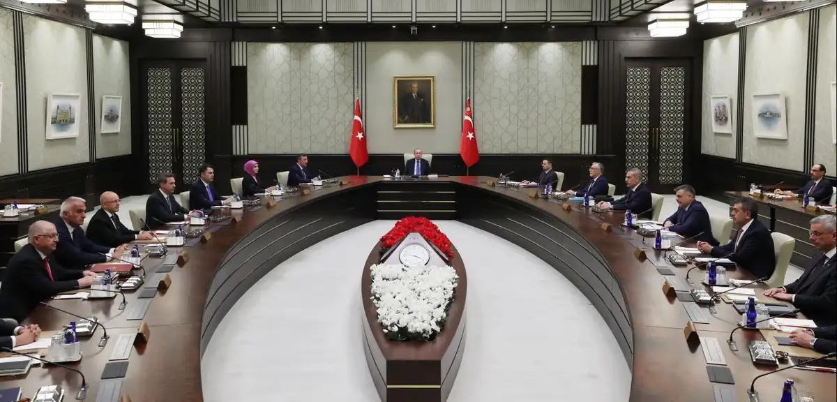 Kabine Toplantısında Gündem Fon Soruşturması ve Terörsüz Türkiye