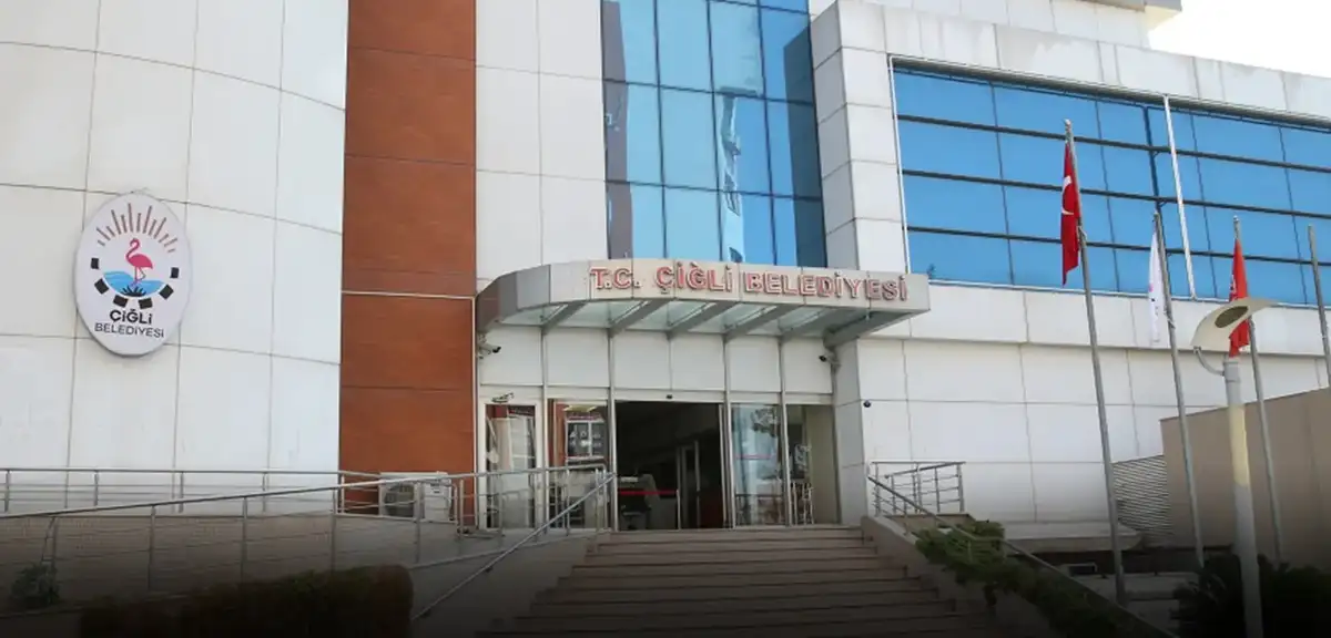 Çiğli Belediye Başkanı Yıldız, AK Parti'ye Katıldı