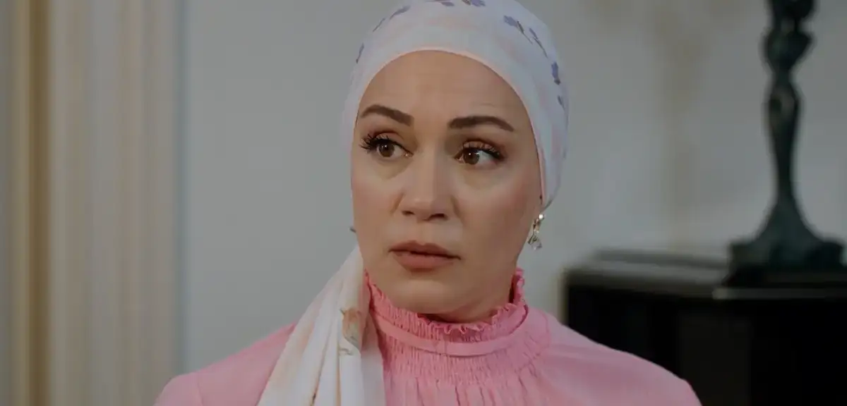 Özge Borak'tan 'Salkım' Yorumu: "Arkadaşım Olmazdı"