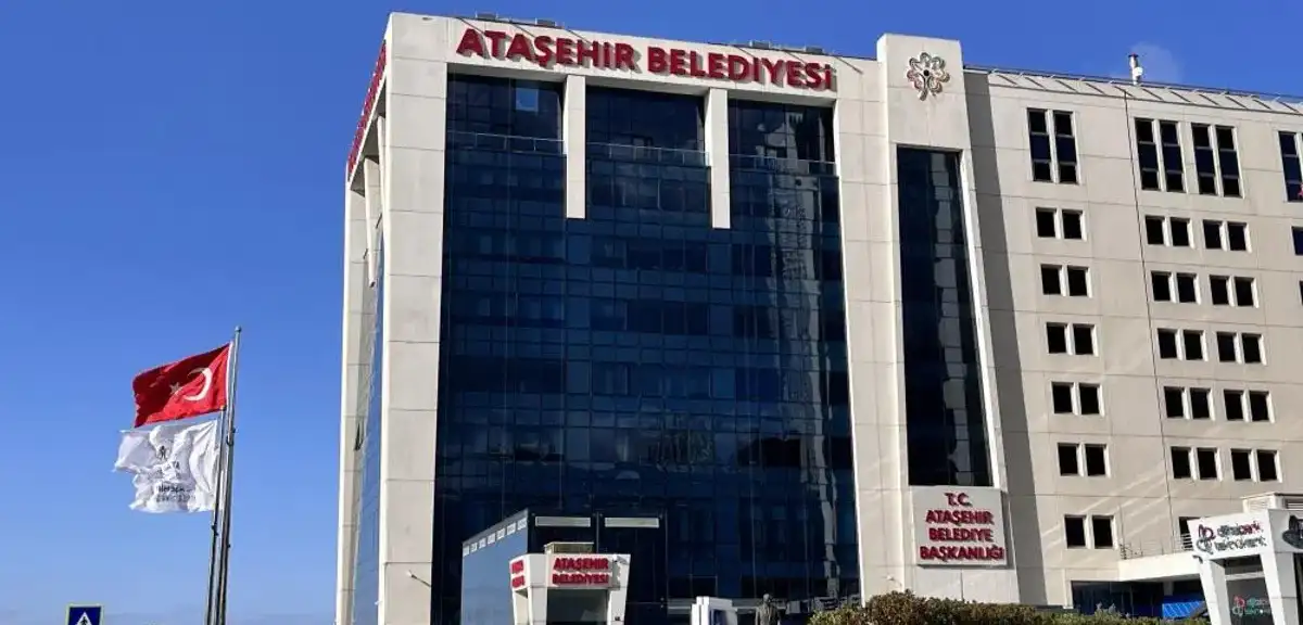 Ataşehir Belediyesi'ne Yönelik Operasyonda 13 Şüpheli Adliyeye Sevk Edildi