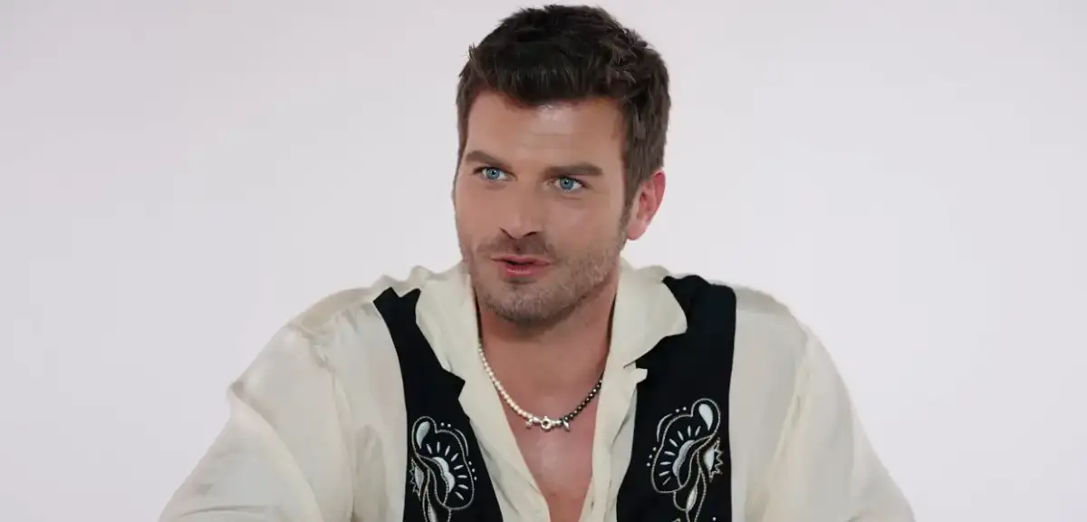 Emre Kınay, Kıvanç Tatlıtuğ'u Örnek Göstererek 'Reyting' Açıklamasında Bulundu: "Yakışıklılık Yetmez"