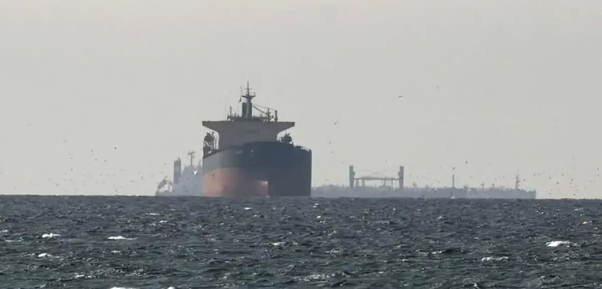 İran Hürmüz Boğazı'ndaki Tankerlere Yönelik Saldırılarını Yoğunlaştırdı