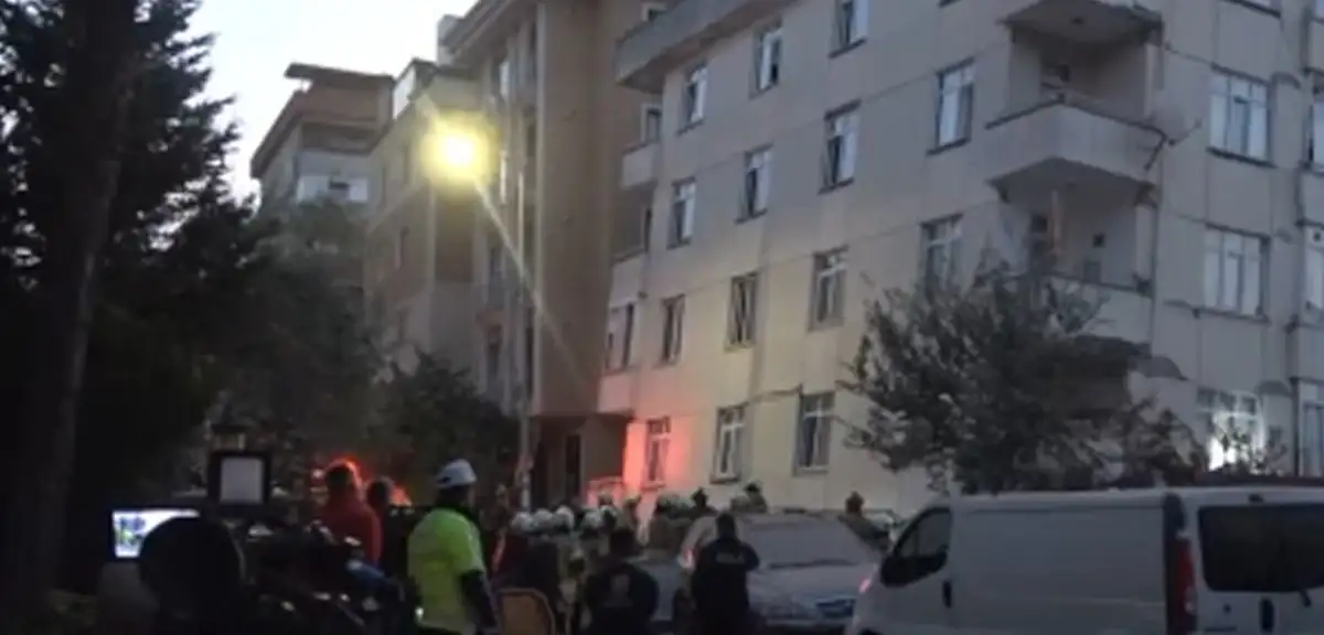İstanbul Maltepe'de 6 Katlı Bina Çöktü
