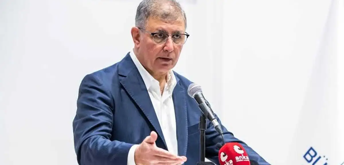 AK Parti'ye Katılan Cemil Tugay'dan İzmir için Müjdeli Haberler