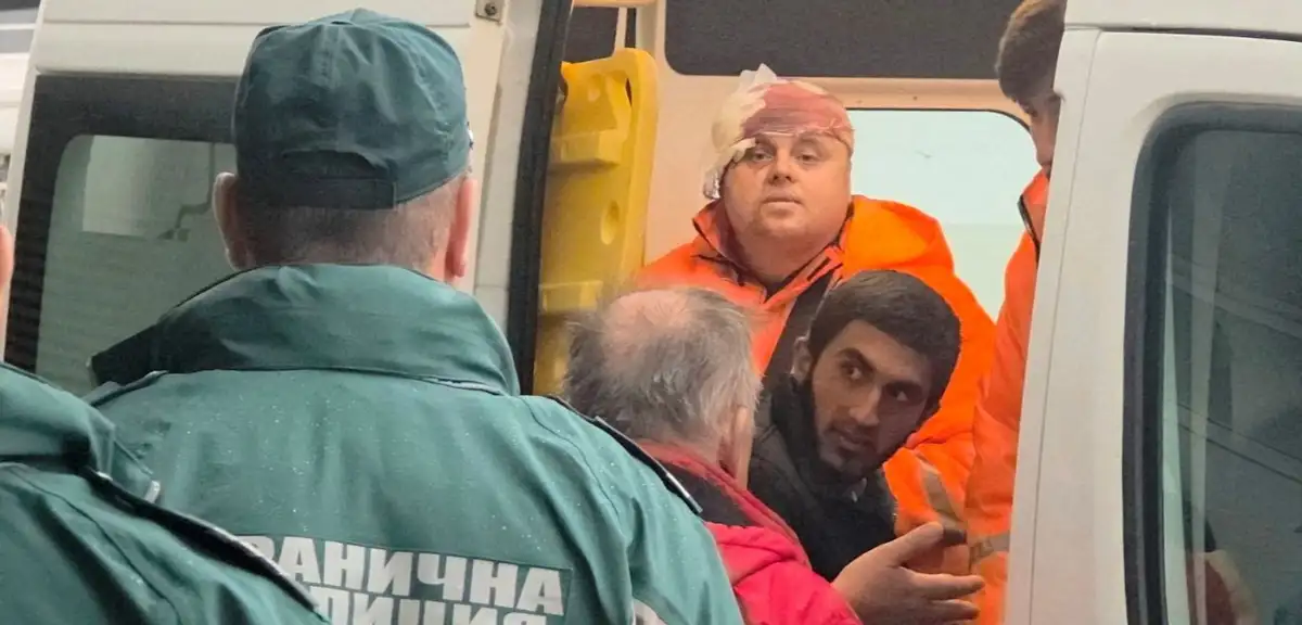Bulgaristan'ın Karadeniz açıklarında İHA saldırısı. İki gemiden biri battı