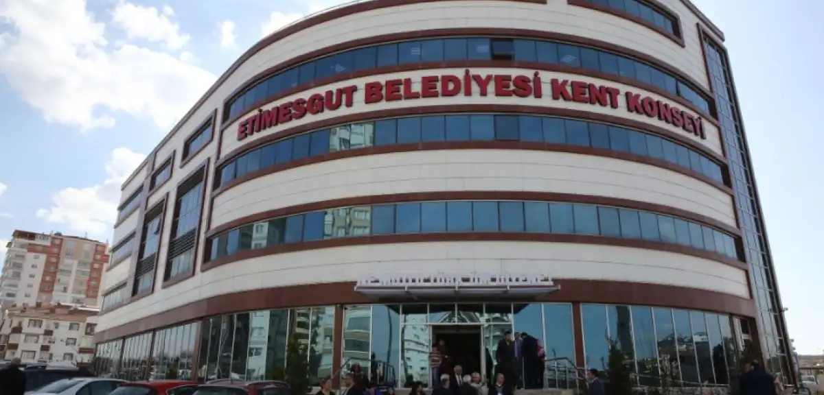 Etimesgut Belediyesi'ne Operasyon: 25 Gözaltı