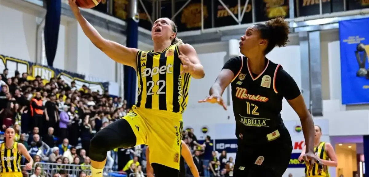 Fenerbahçe Namağlup Seriyi Sürdürdü! ÇBK Mersin’i 82-69 Mağlup Etti