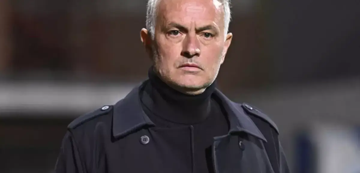 Jose Mourinho Operasyon Geçirecekti: Hastalığı Ortaya Çıktı