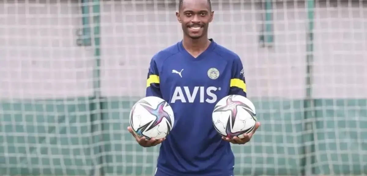 Acun Ilıcalı, Fenerbahçe'den Ayrılan Lincoln Henrique'yi Hull City'ye Aldı
