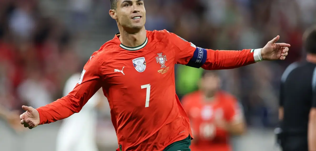 Cristiano Ronaldo Almería'nın Ortağı Oldu!