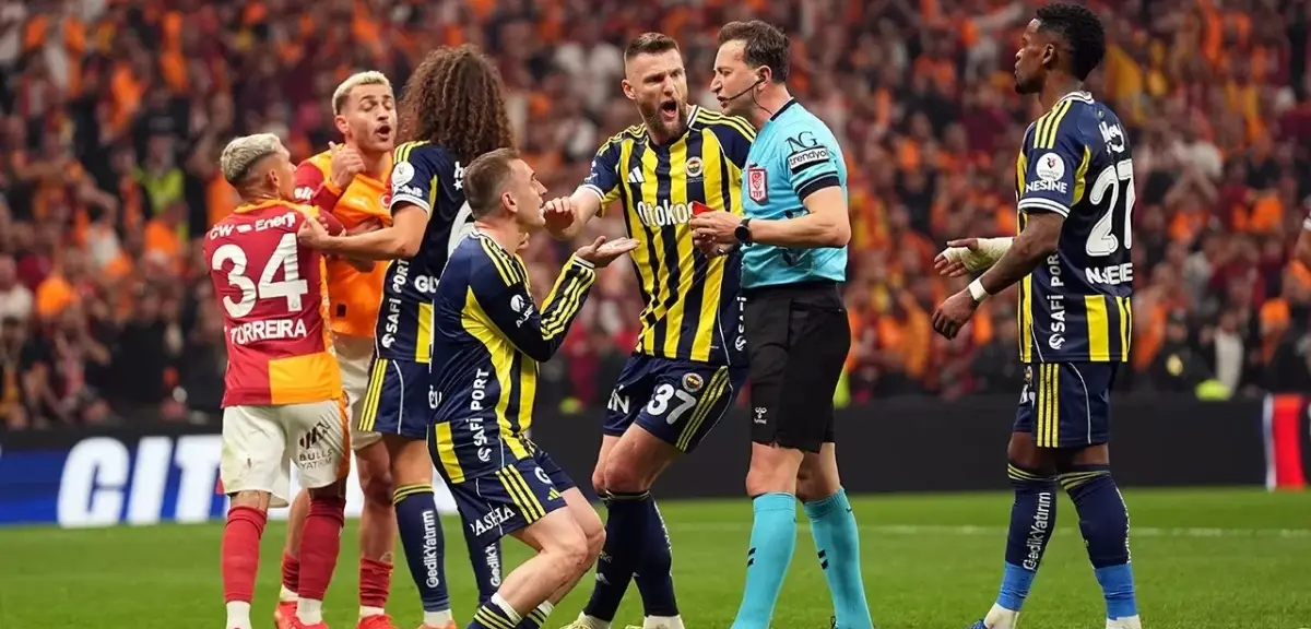 Derbi Hezimeti Sonrası Fenerbahçe Yönetiminden 'Acil Toplantı'