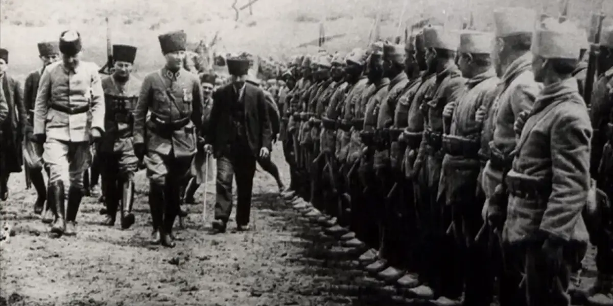 30 Ağustos Zafer Bayramı: Türk Milletinin Gururlu Zaferi!