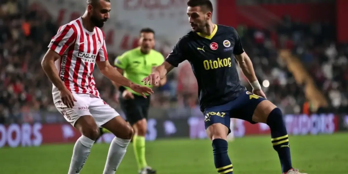 Antalyaspor Fenerbahçe Maçı Ne Zaman, Hangi Kanalda? Antalyaspor Fenerbahçe İlk 11'ler!