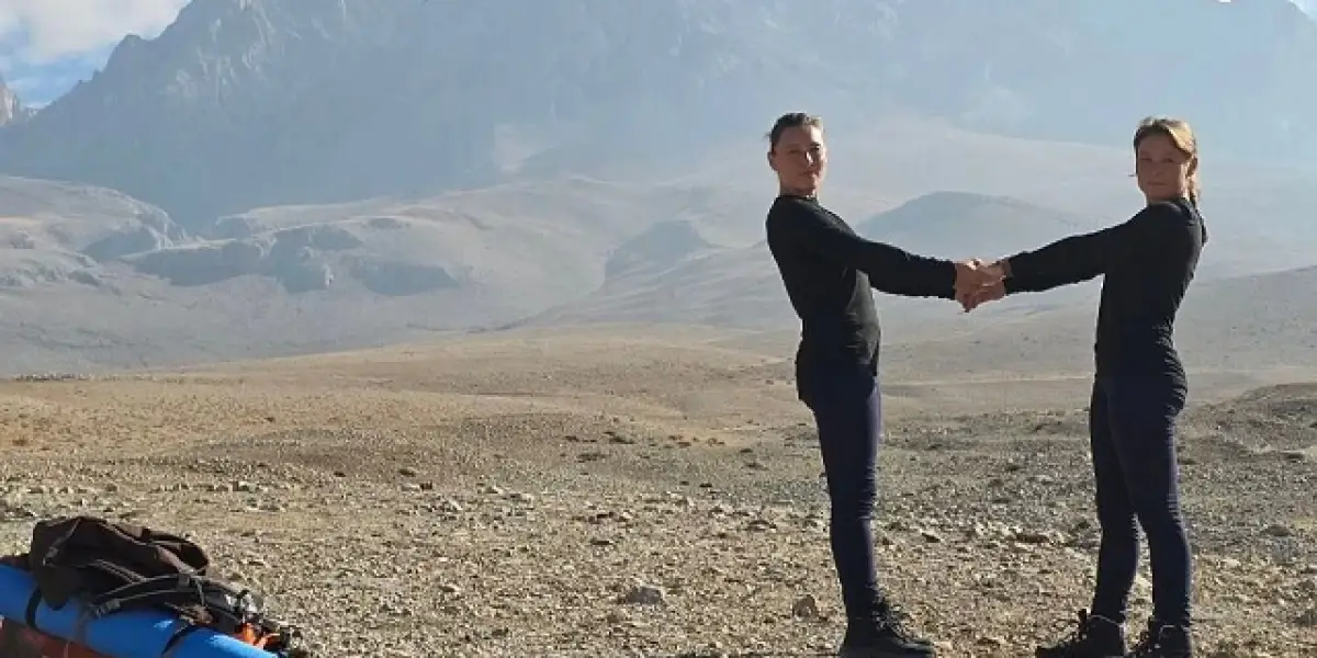 Belaruslu İkiz Dağcılar Türkiye'de Kayboldu!