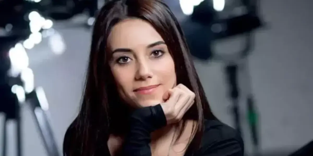 Cansu Dere ‘1001 Gece Masalları’ Dizisinin Şehrazat’ı Oldu